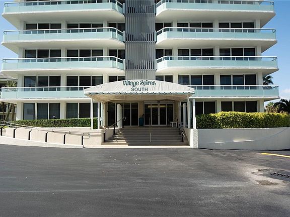 5th image of 3554 Ocean Dr