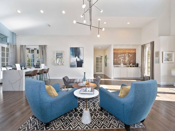 841 Regulo Pl #1018
