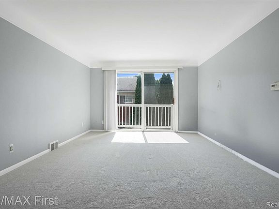 4th image of 475 N Eton St APT C2