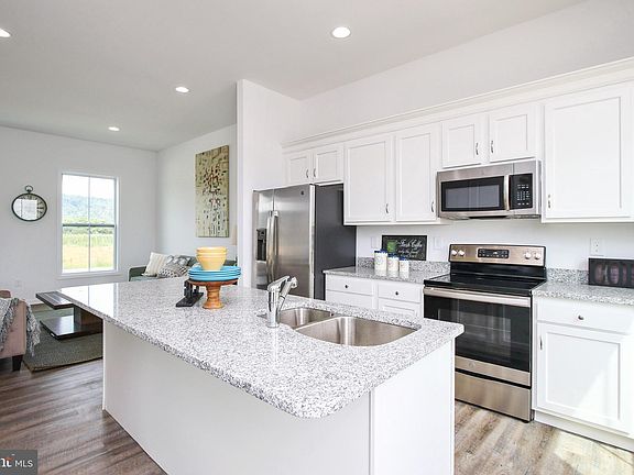 Inspiration 2064 - Model 179 Peking Lane - Kitchen