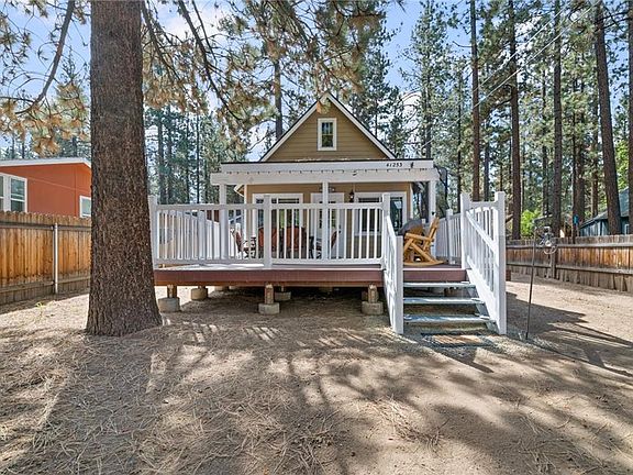 2nd image of 41253 Lahontan Dr