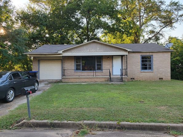 901 Joyce St