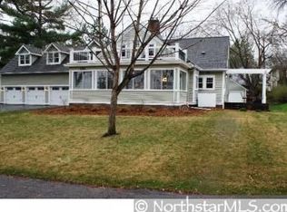 136 Maple Hill Rd, Hopkins, MN 55343