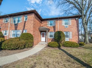 206 Main St #78B, Millburn, NJ 07041