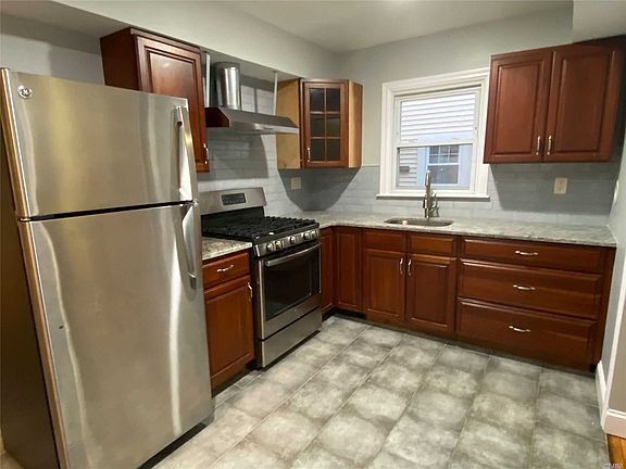 2nd image of 30 Van Cott Ave