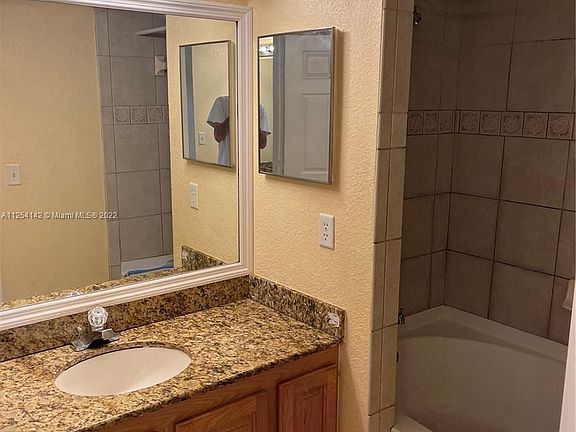 4th image of 241 SW Palm Dr APT 205
