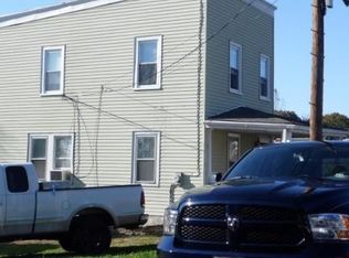 122 W Washington Ave, Clifton Heights, PA 19018