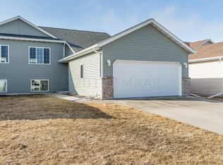 1549 34th Ave S, Moorhead, MN 56560