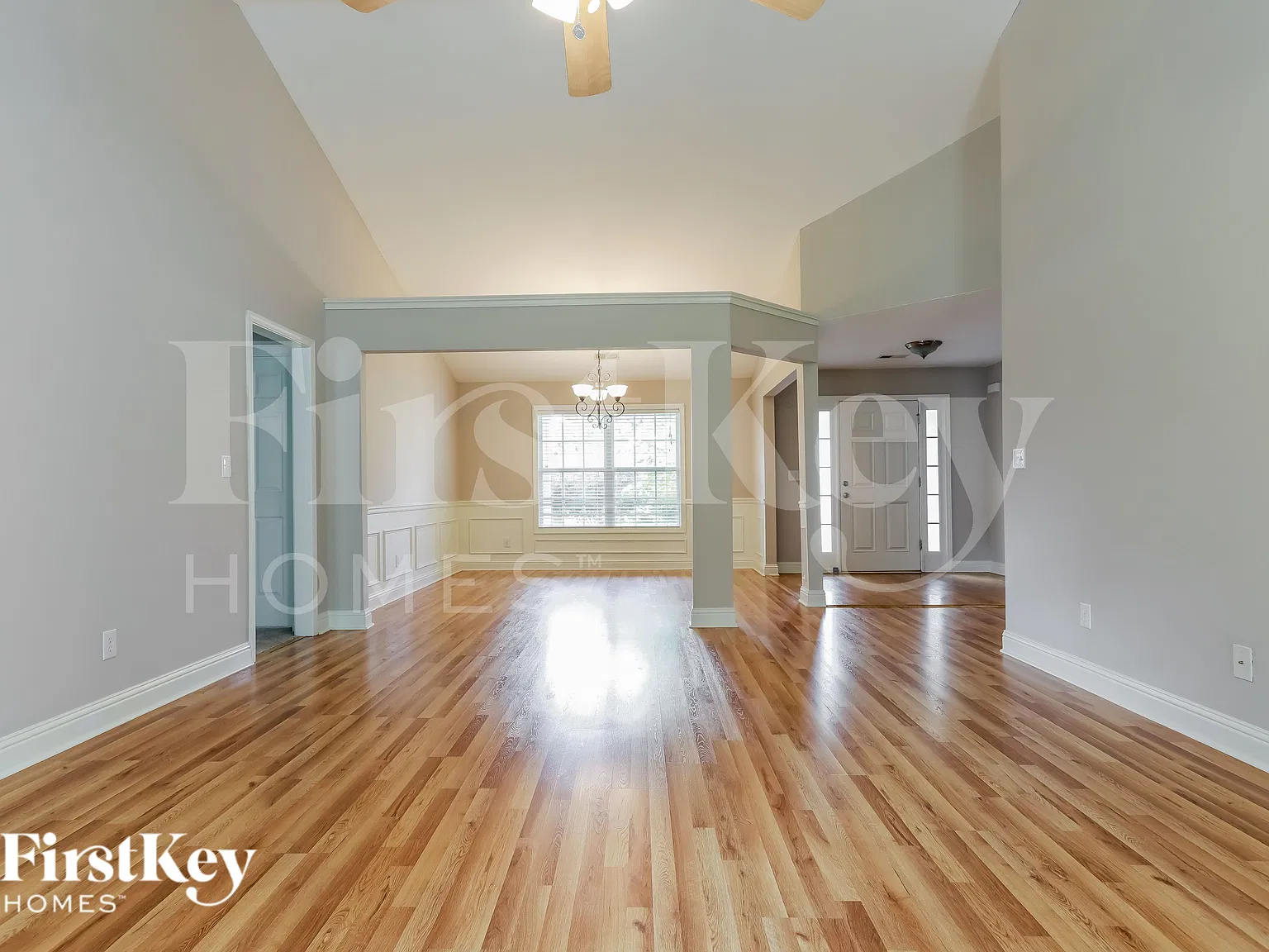 3 bed, 2.0 bath, 2152 sqft, $2,680 — Photo 2