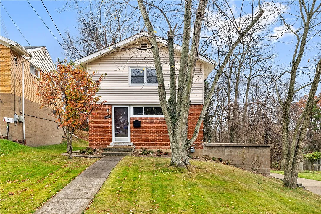 200 Delaney Dr photo 1