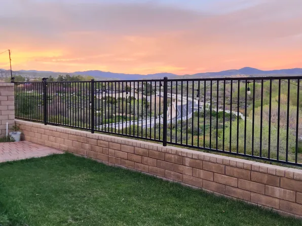 24171 Paseo Del Rancho Dr, Santa Clarita, CA 91354