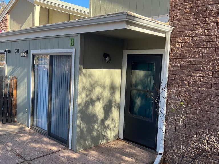 326 25th Avenue Ct #B — Photo 4