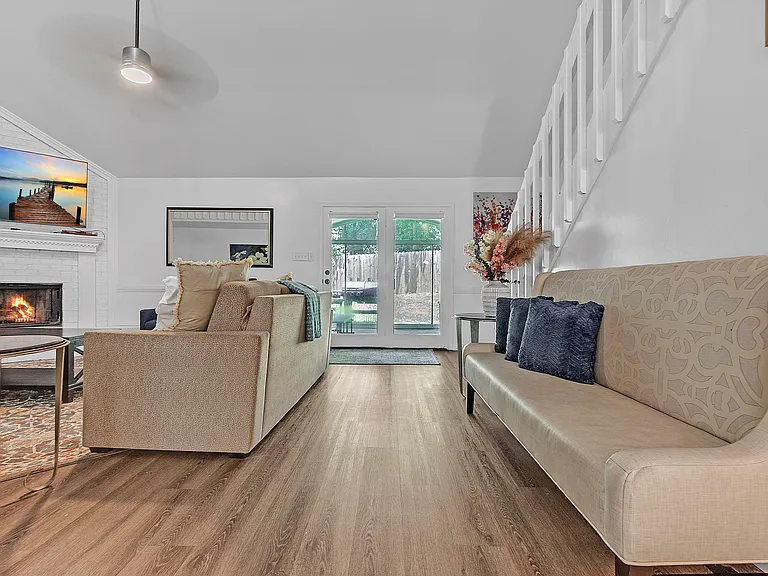 8910 Magnolia Leaf Cv — Photo 16