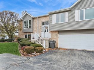 11149 Saratoga Dr, Orland Park, IL 60467