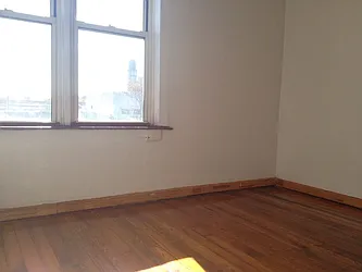 Rented by New York Realty Minimax Inc