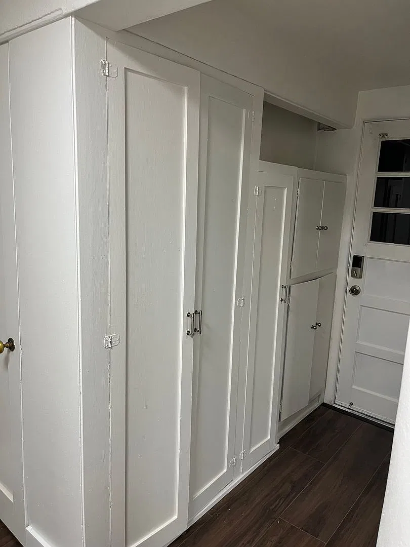 3 Bed, 1 Bath Home with Fenced Yard — Photo 2