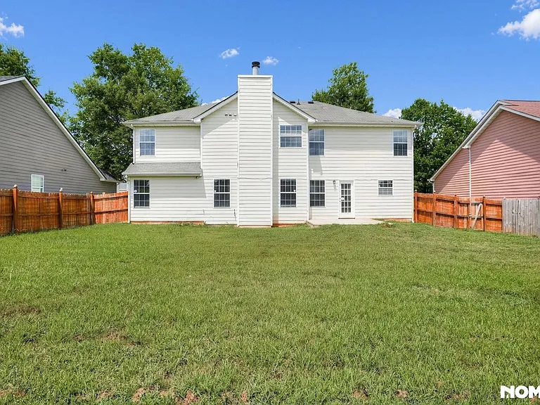 3693 Arminto Dr — Photo 36