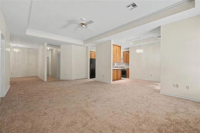 3 bed, 1700 sqft, $1,600 — Photo 3