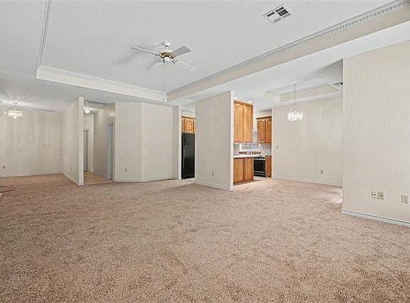 3rd image of 6722 NW Maple Dr