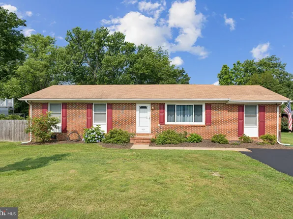 432 Lexington Ct, Fredericksburg, VA 22405