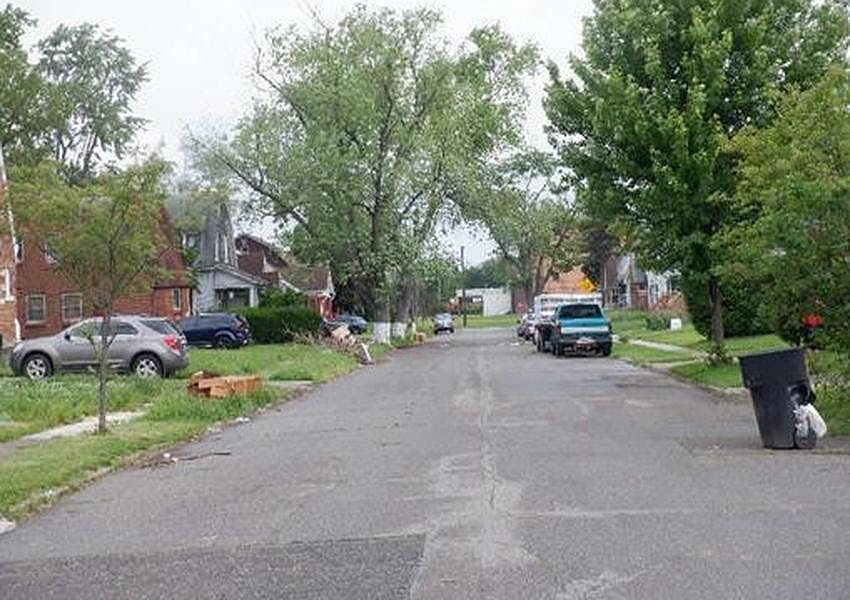 2nd image of 14864 Lauder St