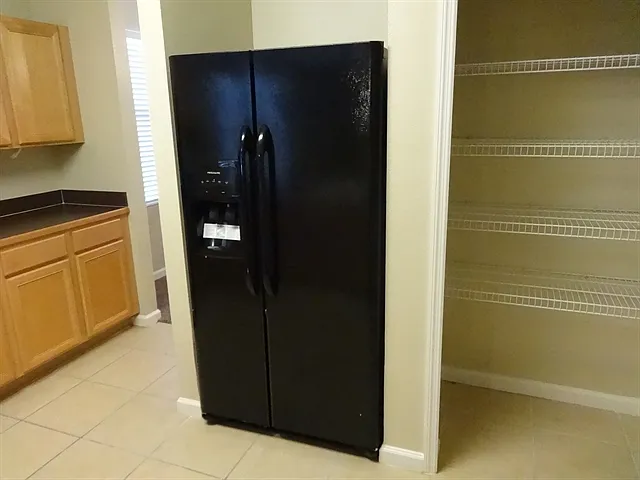 3 bed, 2.0 bath, 1960 sqft, $2,515 — Photo 3