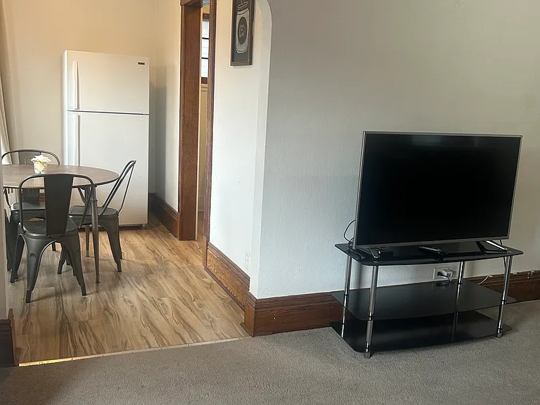 417 W Delavan Ave #2 — Photo 3