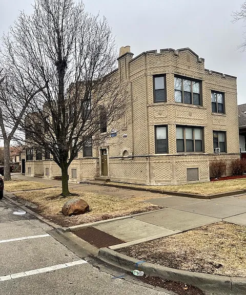 9055 S Ada St — Photo 2