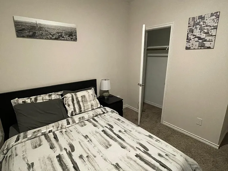 2033 Amarillo Pl — Photo 3