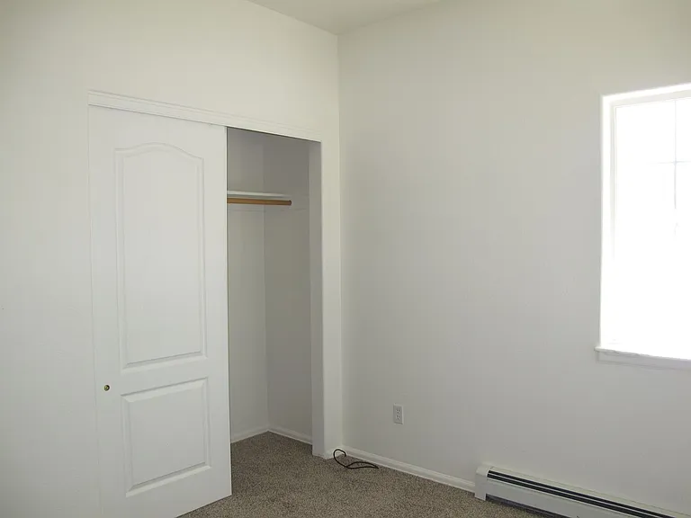 2479 Wellington Ct — Photo 10