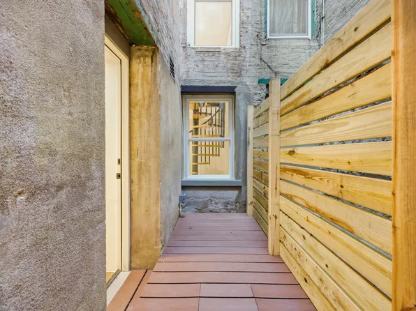 1851 Cornelia Street image 17 of 18