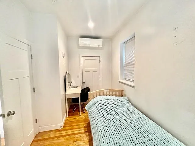 52 Hull St #1 — Photo 11