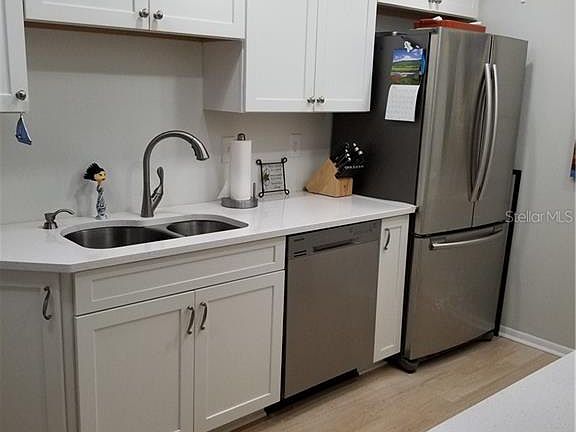 3rd image of 2828 Highlands Blvd APT B