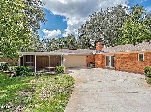 4th image of 2333 Stafford Dr