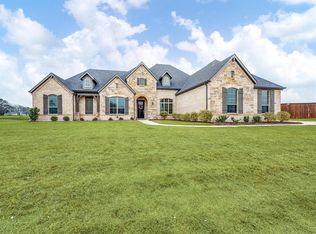 820 Davenport Dr, Waxahachie, TX 75167