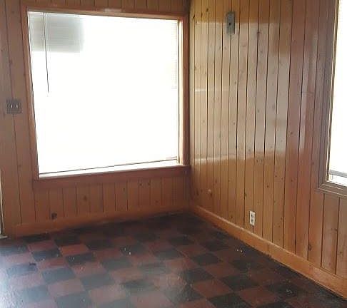 5th image of 120 L St SE