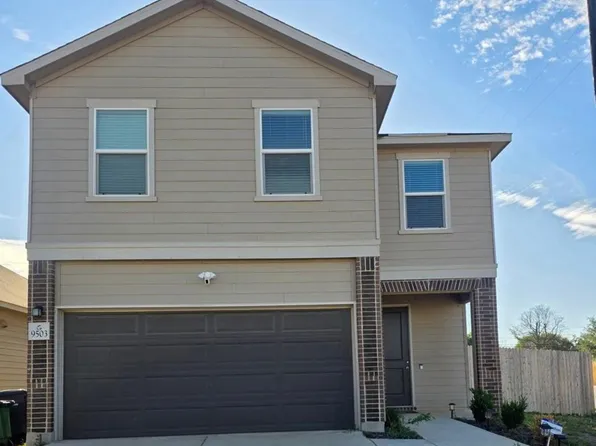 9503 Hinterlands Dr, San Antonio, TX 78221