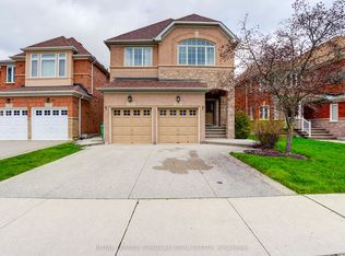 5921 Summerside Dr, Mississauga, ON L5M6K9