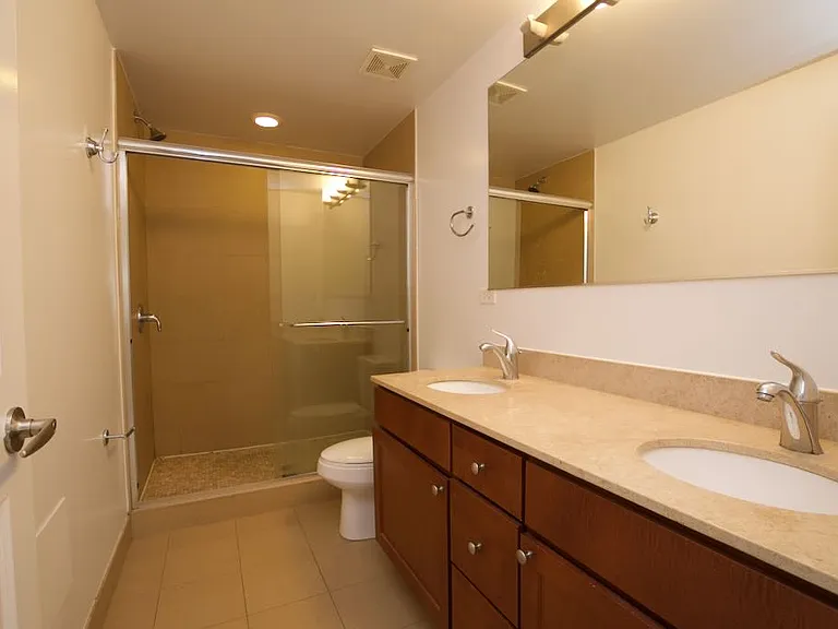 2834 N Albany Ave #6H — Photo 12