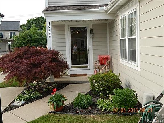 2nd image of 39724 Village Wood Cir #379