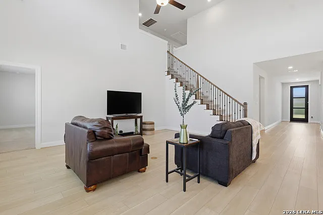 14827 Mapleton Hl — Photo 11