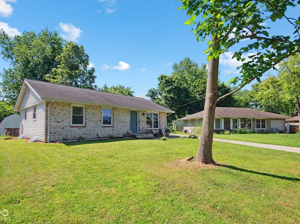 1743 Chandler Ln, Columbus, IN 47203