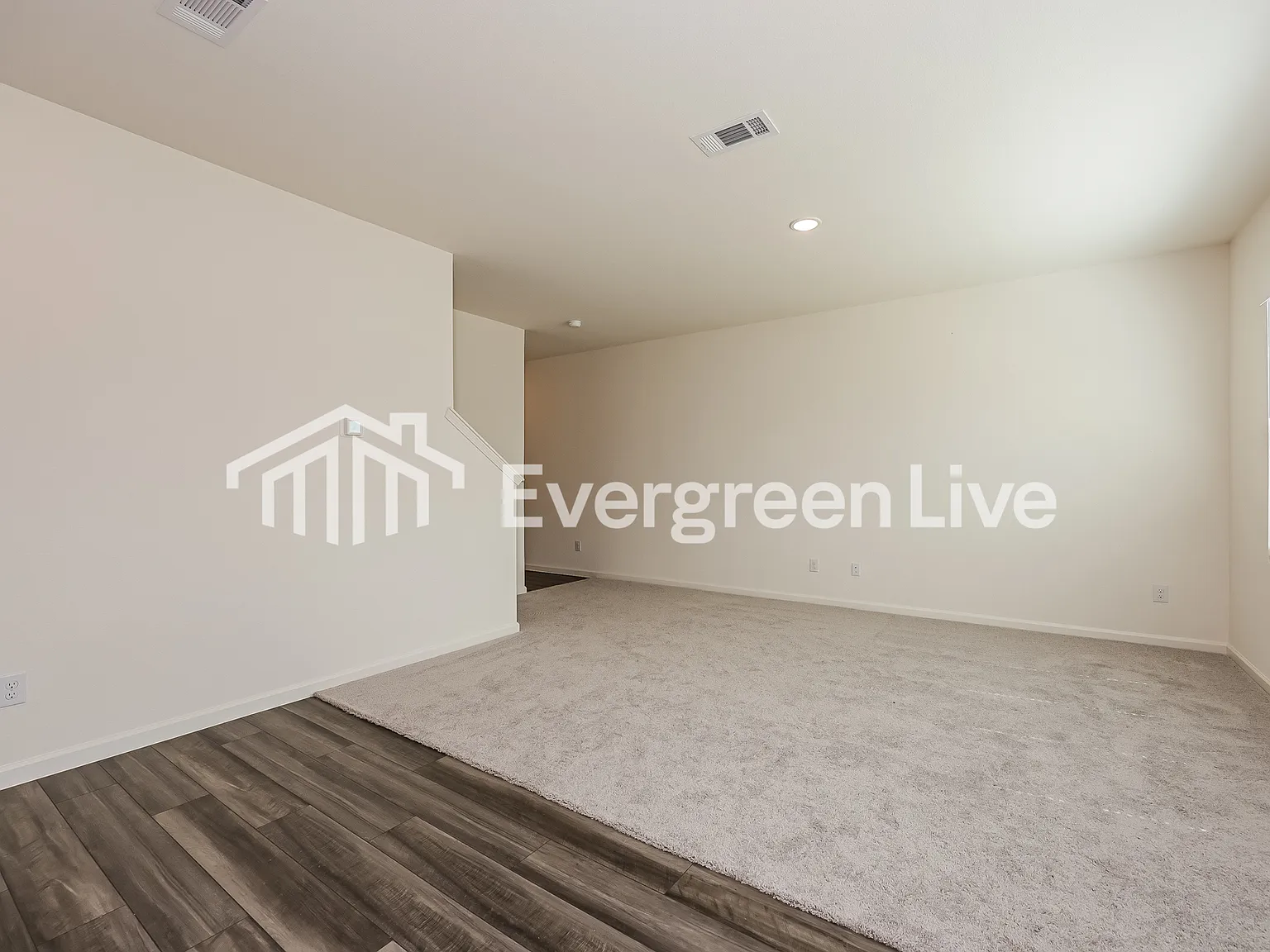 3 bed, 2.0 bath, 1605 sqft, $1,815 — Photo 3