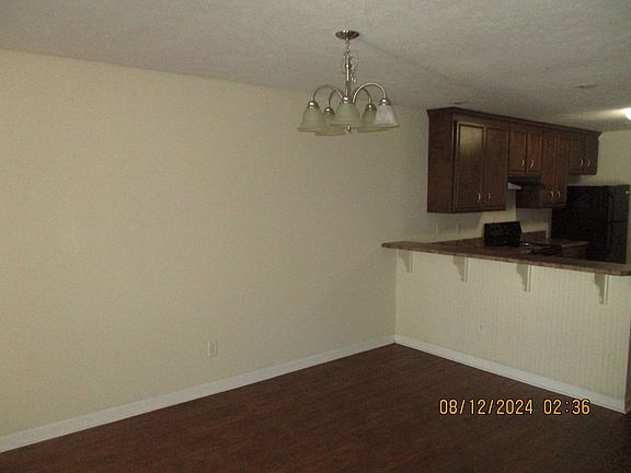 3rd image of 113B Magnolia Ave