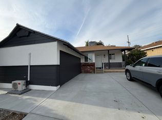 14739 Ararat St, Sylmar, CA 91342