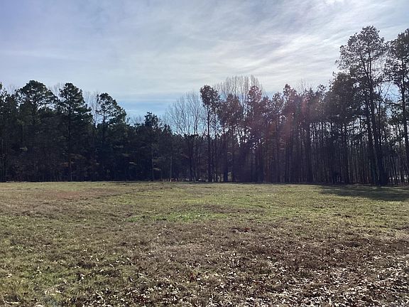 4th image of 2361 Highway 19 N