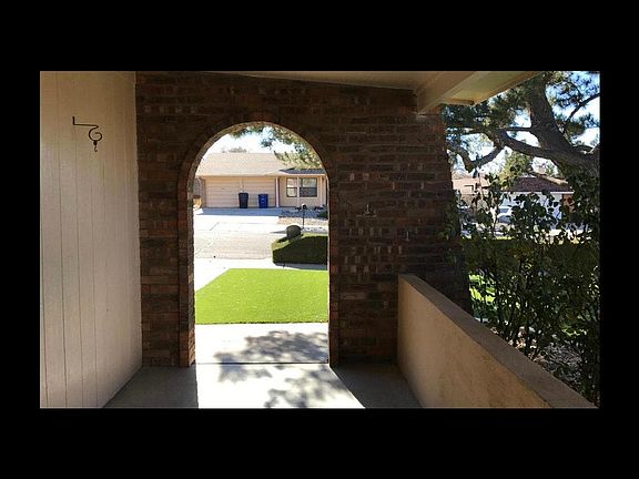 Gated/security entry and windows