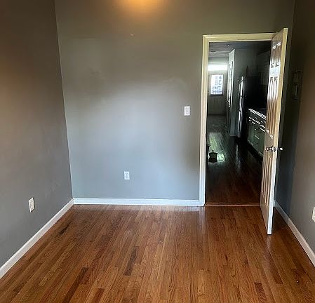 2nd image of 104 N Lehigh Ave #1