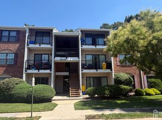 500 Danbury Ln, East Brunswick, NJ 08816