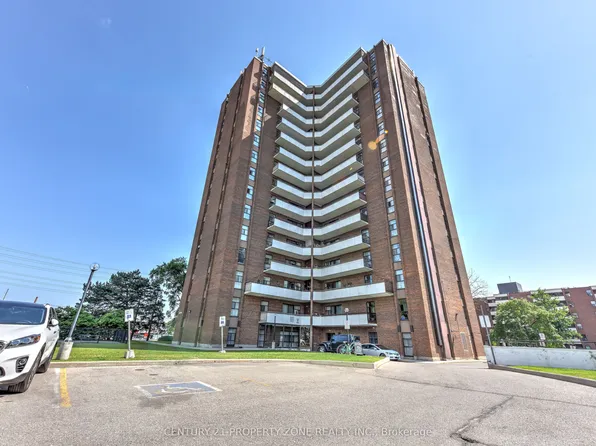 3025 Queen Frederica Dr E #907, Mississauga, ON L4Y 3A1